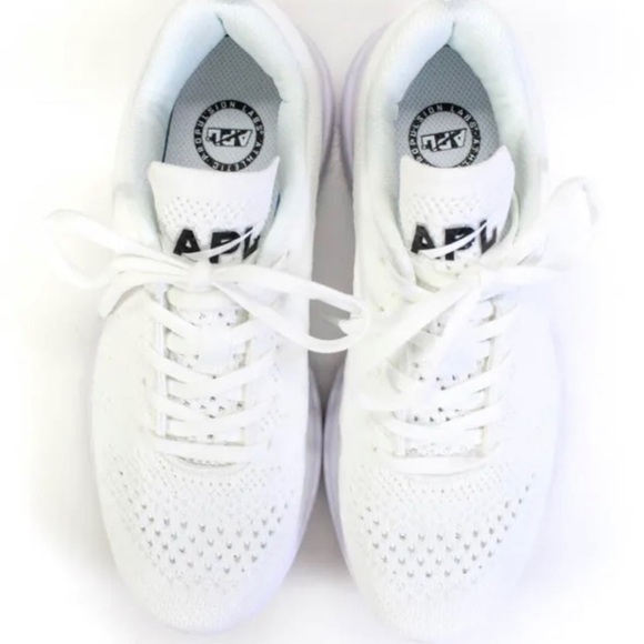 APL techloom pro white sneakers 11 - Picture 2 of 11